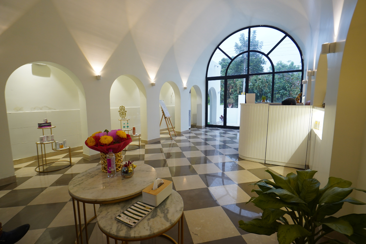Luxury Interior HOA